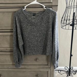 Grey balloon sleeve sweater